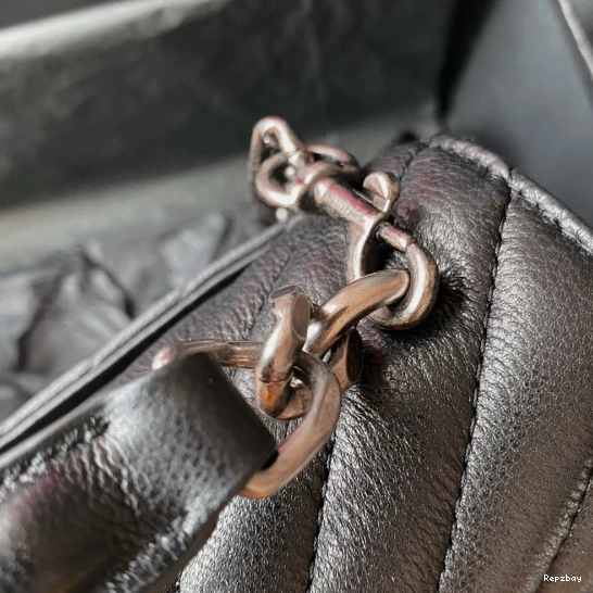 Rep ladies REP YSL Medium leather shoulder bag-24*17*6.5cm 0715